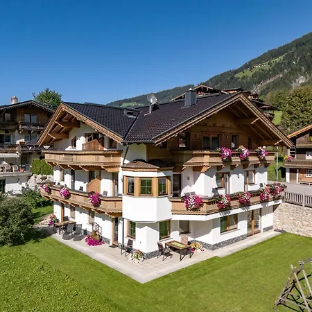 Apart-magdalena Zillertal 公寓 *